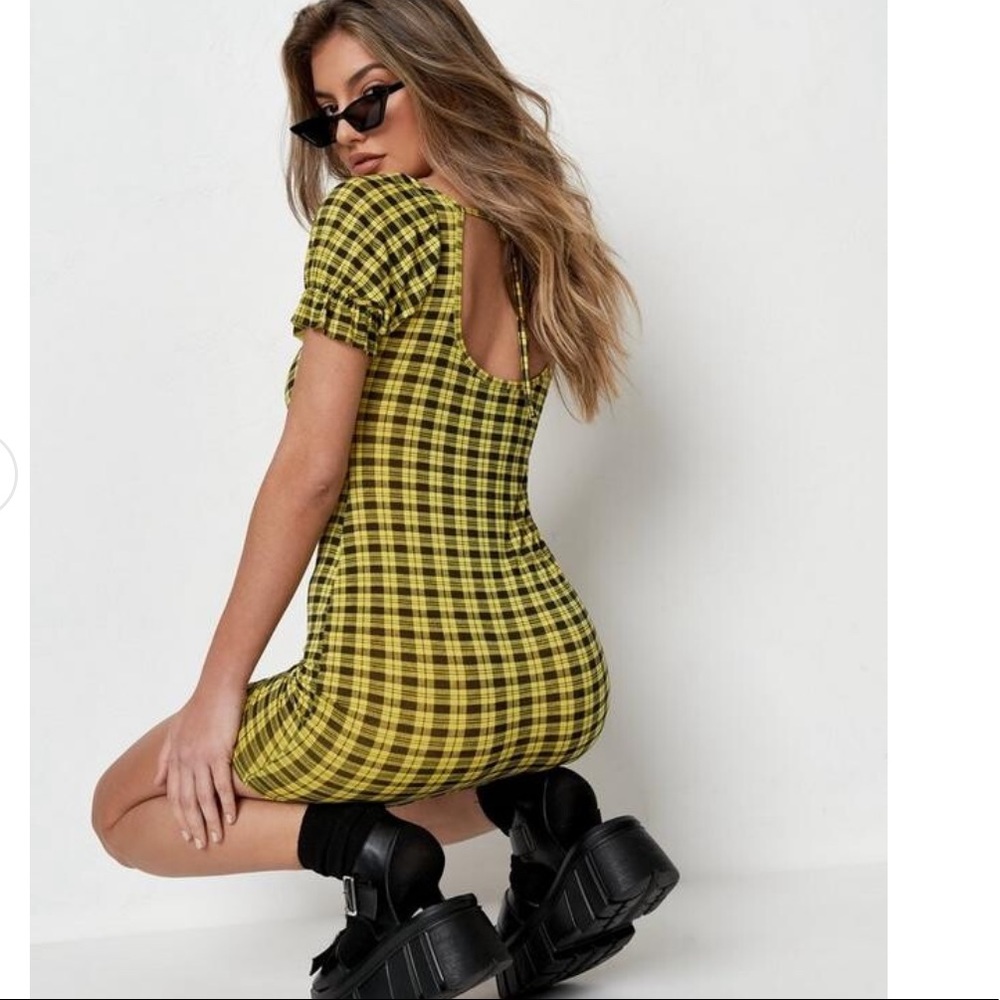 MISSGUIDED Yellow Plaid Tie Back Mini Dress